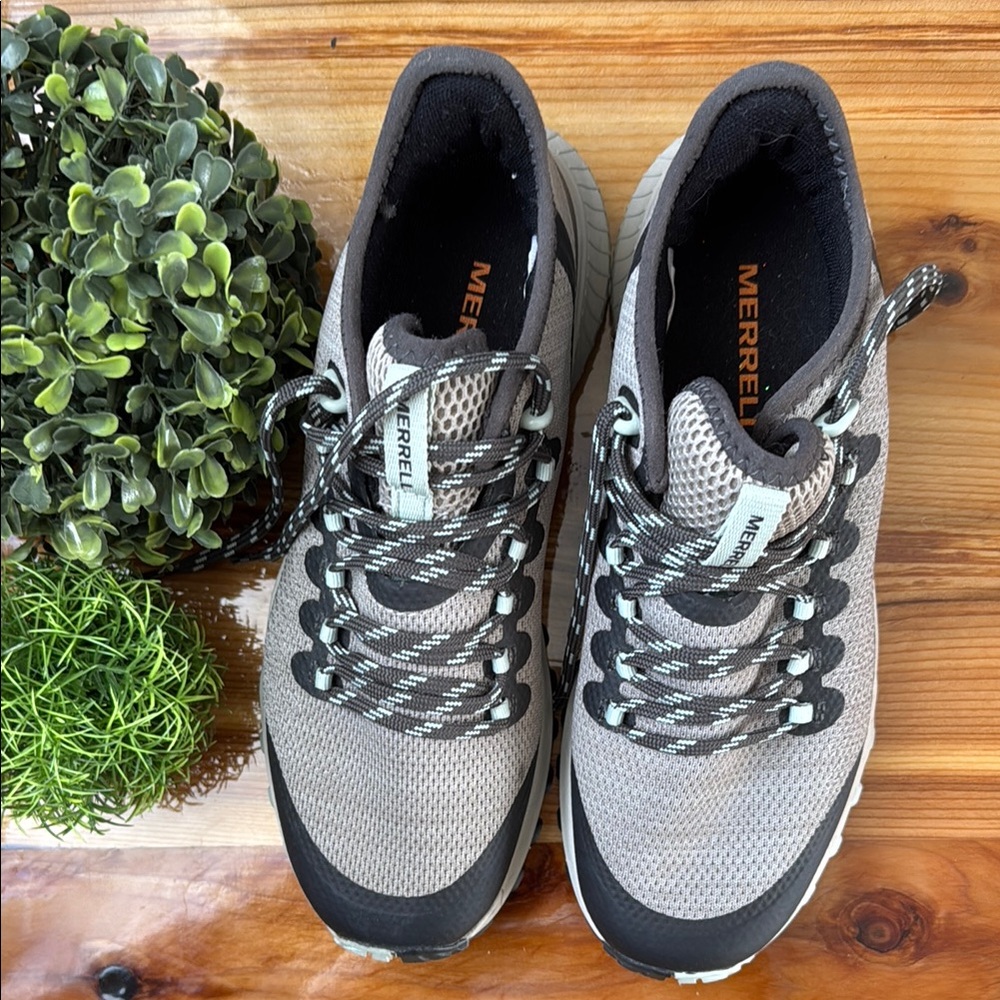 Merrell Gray and Black Sneakers with Durable Sole